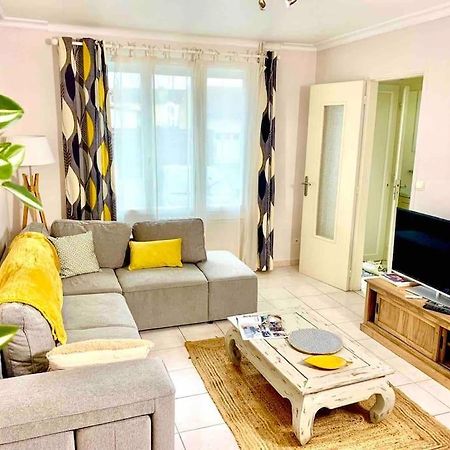 לה מאנש Maison 3 Ch. Garage, Jardin, 10 Min Circuit מראה חיצוני תמונה